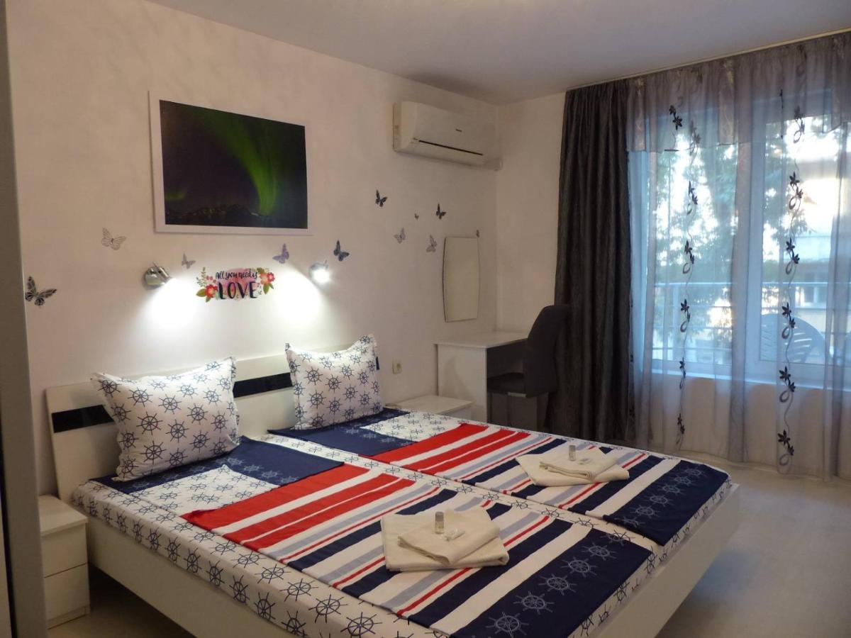 Apartament Holiday Burgas Luaran gambar